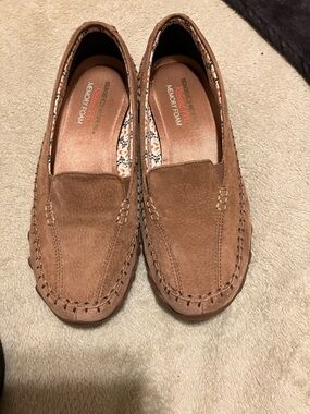 Skechers women’s Tan Suede Slip-On Loafers